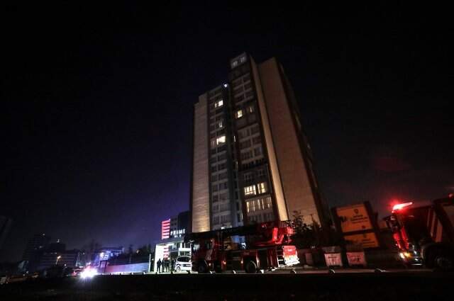 Otelde Sabaha Karşı Korkutan Yangın: 150 Kişi Tedbir Amaçlı Tahliye Edildi