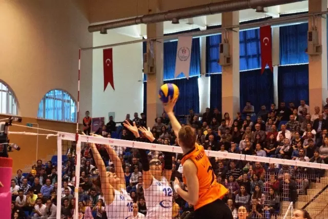 Vestel Venus Sultanlar Ligi: Aydın Büyükşehir Belediyespor: 0 - Eczacıbaşı Vitra: 3 Vestel Venus Sultanlar Ligi: Aydın Büyükşehir Belediyespor: 0 - Eczacıbaşı Vitra: 3