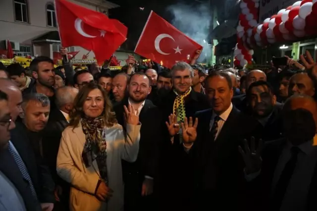 AK Parti Alifuatpaşa Seçim İrtibat Bürosu Açıldı AK Parti Alifuatpaşa Seçim İrtibat Bürosu Açıldı