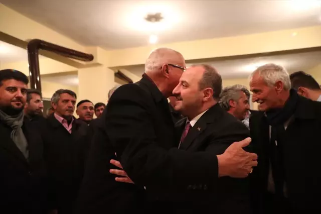 Bakan Mustafa Varank Husumetli İki Köyü Barıştırdı Bakan Mustafa Varank Husumetli İki Köyü Barıştırdı