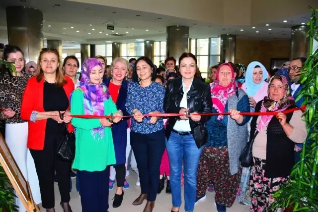 Hayatlarında İlk Kez Sinemaya Gittiler Hayatlarında İlk Kez Sinemaya Gittiler