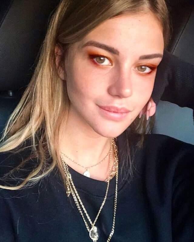 Özge Ulusoy ve Ata Demirer�in Eski Sevgililerinden Sürpriz Yakınlaşma