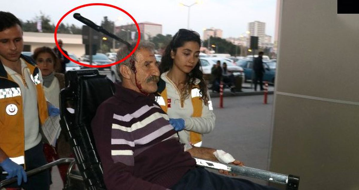 Para Vermeyen Üvey Babasının Kafasına Ekmek Bıçağı Sapladı