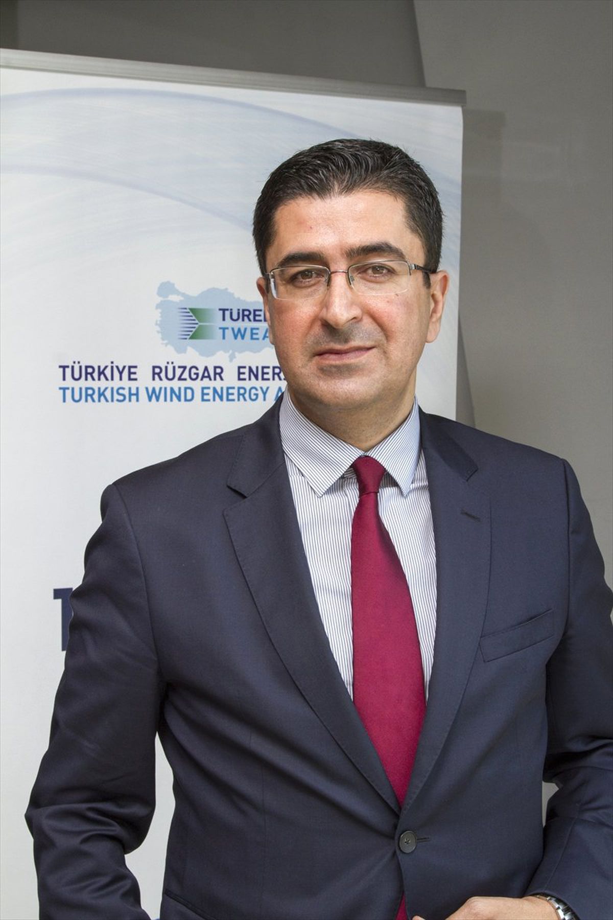 Türeb'de Bayrak Değişimi