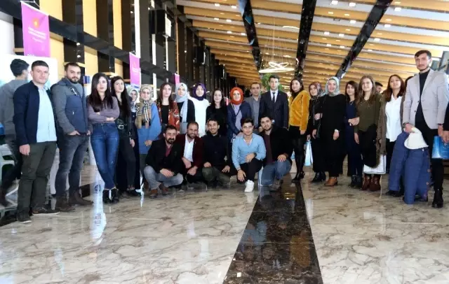 Ağrı İbrahim Çeçen Üniversitesi Doğu Anadolu Kariyer Fuarı'na Katıldı Ağrı İbrahim Çeçen Üniversitesi Doğu Anadolu Kariyer Fuarı'na Katıldı