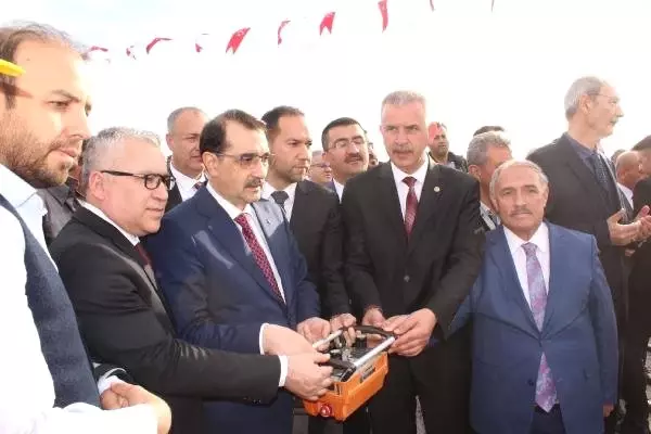 Bakan Dönmez: 81 İlin 81'ine de Doğal Gaz Götürdük (2) Bakan Dönmez: 81 İlin 81'ine de Doğal Gaz Götürdük (2)