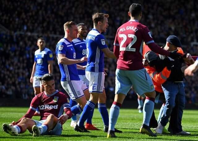 Jack Grealish'i Yumruklayan Birmingham Taraftarı, 3,5 Ay Hapis Cezası Aldı