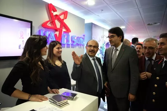 Karadeniz Kariyer Fuarı' Başladı Karadeniz Kariyer Fuarı' Başladı