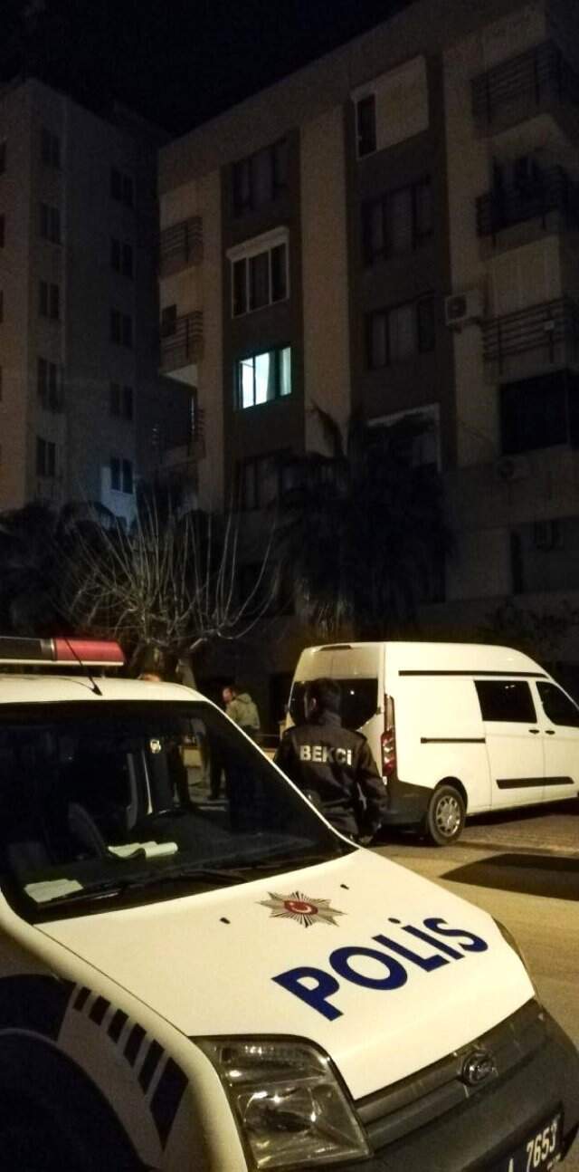 Opera Sanatçısı, Bu Gezegende İyi Yaşayın Notunu Paylaştıktan Sonra İntihar Etti