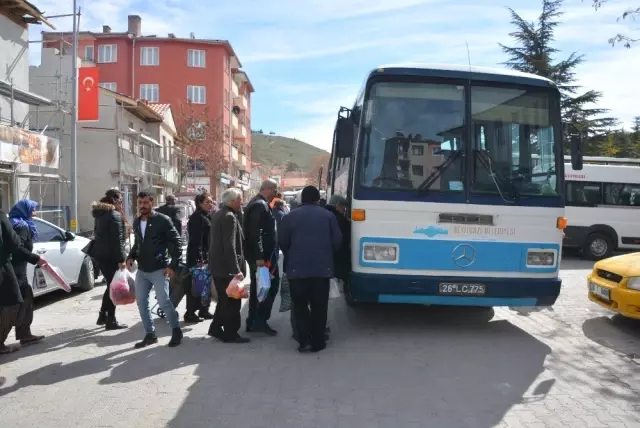 Seyitgazi Belediyesi Servisleri Yaz Kış Demeden Sürdürüyor Seyitgazi Belediyesi Servisleri Yaz Kış Demeden Sürdürüyor