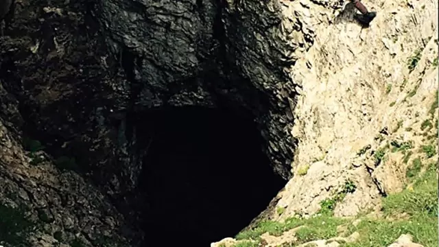 Sivas'ta, Bu Zamana Kadar Hiç Girilmemiş Bir Mağara Keşfedildi Sivas'ta, Bu Zamana Kadar Hiç Girilmemiş Bir Mağara Keşfedildi