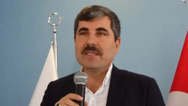 Tek Ayakkabıyla Koşan Akbingöl Altınla Ödüllendirildi Tek Ayakkabıyla Koşan Akbingöl Altınla Ödüllendirildi