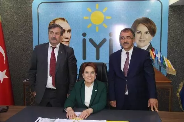 Akşener: Sanırsınız Savaşa Gidiyoruz (2) Akşener: Sanırsınız Savaşa Gidiyoruz (2)