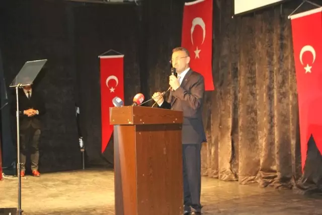 Cumhurbaşkanı Yardımcısı Fuat Oktay Malazgirt'te Cumhurbaşkanı Yardımcısı Fuat Oktay Malazgirt'te