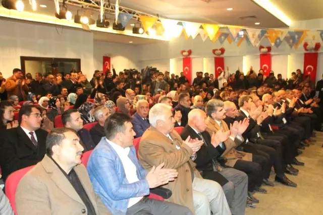 Cumhurbaşkanı Yardımcısı Fuat Oktay Malazgirt'te Cumhurbaşkanı Yardımcısı Fuat Oktay Malazgirt'te