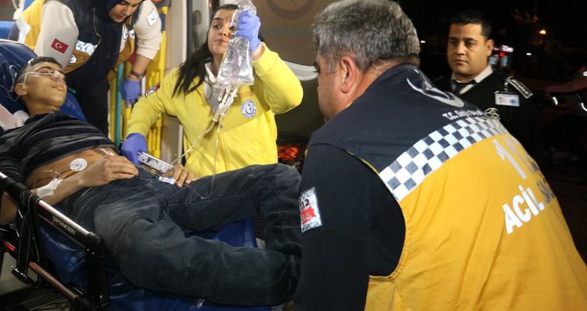 Odasına Giren Yengesi, 17 Yaşındaki Genci Fenalaşmış Halde Buldu