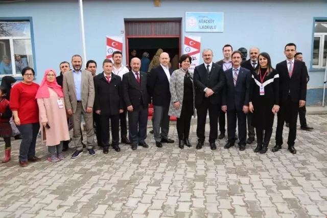 Ağaçköy Ortaokulu'nda Bilim Fuarı