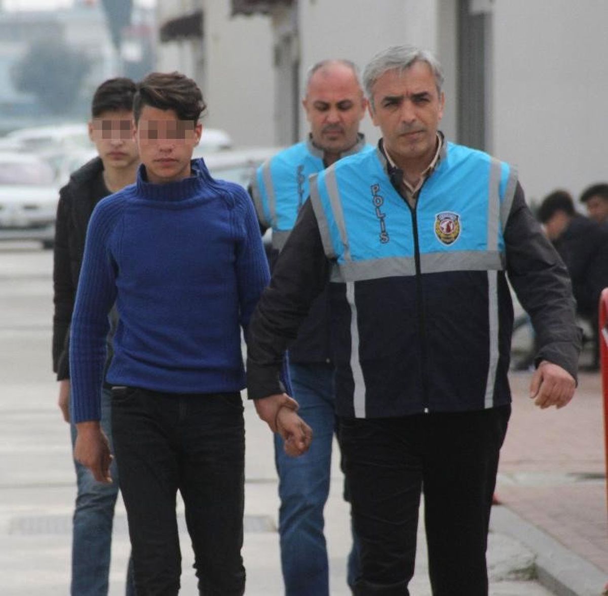 Boks Makinesi Yerine Koyduğu Çocuğu Döven Zanlı Tutuklandı