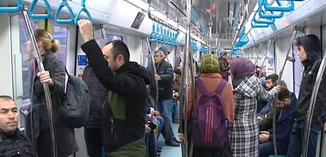 Gebze-Halkalı Banliyö Tren Hattı İlk Gününde Birçok Vatandaş Tarafından Kullanıldı