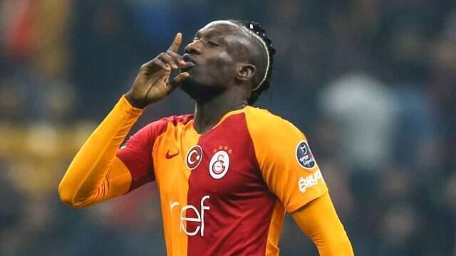 Mbaye Diagne'nin Gol Atamamasının Faturası, Orta Saha Oyuncularına Kesildi