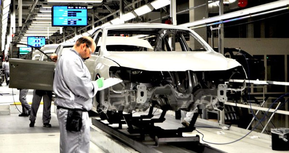 Otomotiv Devi Volkswagen, 30 Bin Çalışanın İşine Son Verecek