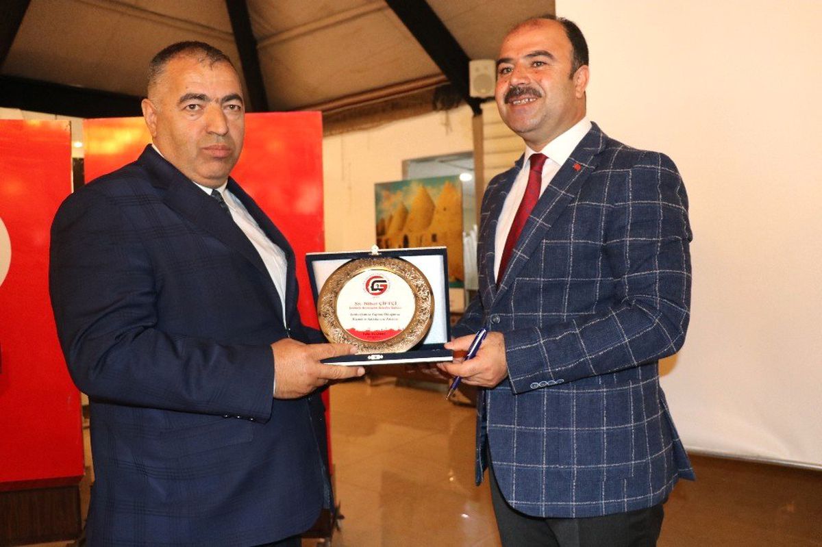 Şuçgad'tan Başkan Çiftçi'ye Teşekkür Plaketi