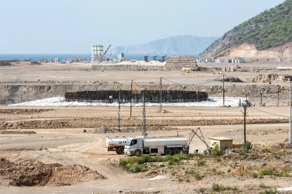 Akkuyu Ngs'de 1'inci Güç Ünitesinin Temel Plakasının Beton Dökme Çalışmaları Tamamlandı