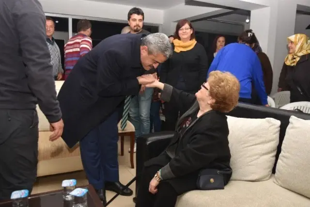 Başkan Alıcık, Başkan Alıcık,