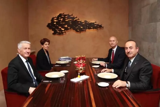 Brüksel'de Kritik Görüşme