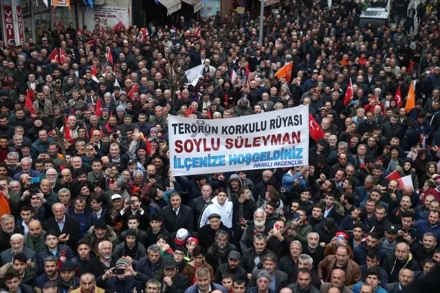 Bu Ülkenin Geleceğini Kimlere Teslim Etmek İstediğini Söylerim' Bu Ülkenin Geleceğini Kimlere Teslim Etmek İstediğini Söylerim'