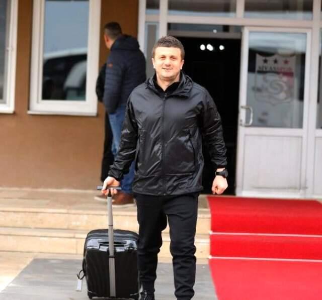 Demir Grup Sivasspor'un Uçuşuna Yıldırım Rötarı