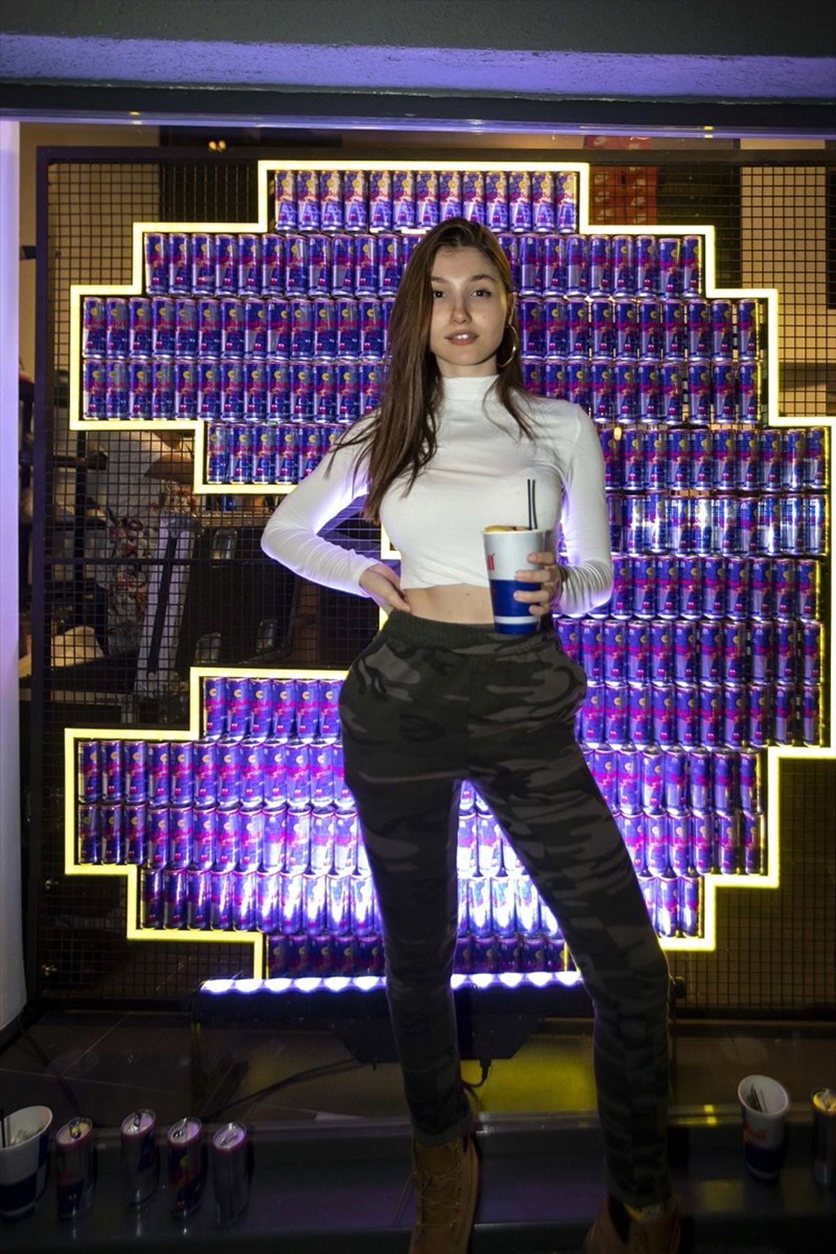 Ece Yaşar ve İlayda Akdoğan Red Bull Retro Oyun Gecesi'ndeydi