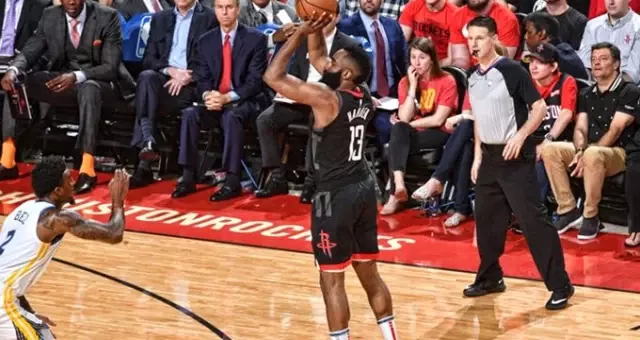 Golden State Warriors, Rockets'ın 9 Maçlık Serisine Son Verdi