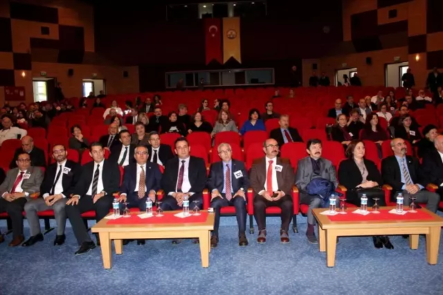 Hekimlik, Toplumun Gözünde Hak Ettiği Saygın Seviyeye Çıkarılmalı