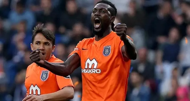 Bülent Uygun, Adebayor'un Beşiktaş Ya da Fenerbahçe'ye Transfer Olacağını Açıkladı Bülent Uygun, Adebayor'un Beşiktaş Ya da Fenerbahçe'ye Transfer Olacağını Açıkladı
