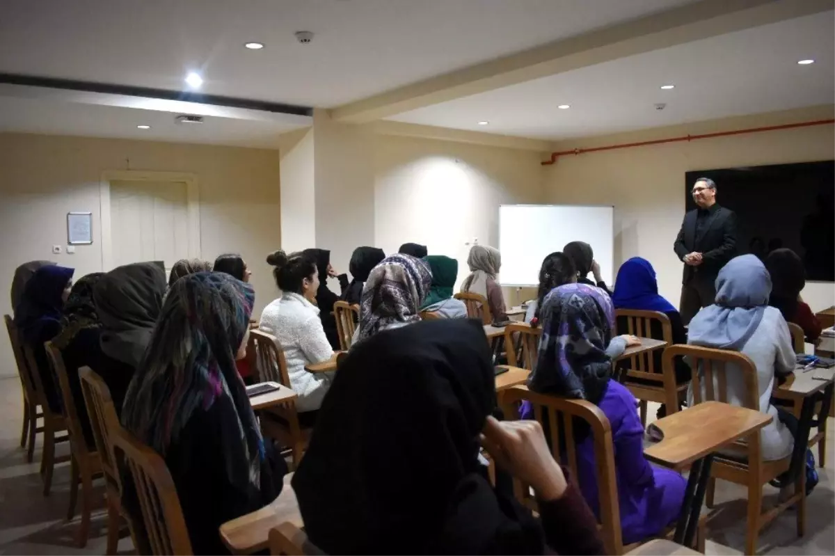 Kütahya'da, Diksiyon Kursu'na İlgi