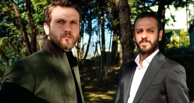 Çarpışma'dan, Çukur'a Sürpriz Transfer! Veli, Aynı Karakterle Kadroya Dahil Oldu Çarpışma'dan, Çukur'a Sürpriz Transfer! Veli, Aynı Karakterle Kadroya Dahil Oldu