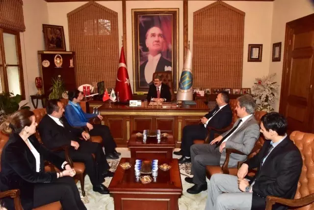Eğitimde İş Birliği' Protokolü İmzalandı Eğitimde İş Birliği' Protokolü İmzalandı