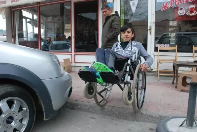 Engelsiz Engelliden Akrobatik Hareketler Engelsiz Engelliden Akrobatik Hareketler
