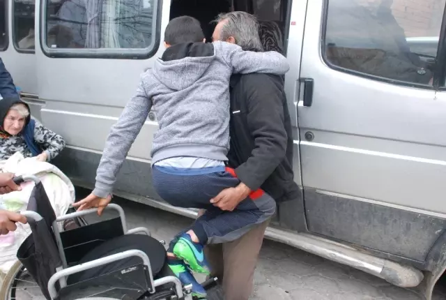 Engelsiz Engelliden Akrobatik Hareketler Engelsiz Engelliden Akrobatik Hareketler