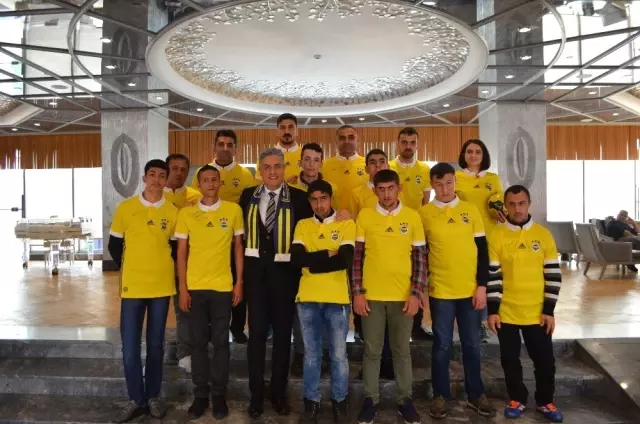 Engelsiz Mardin Projesi Futbol Takımı Kadıköy'de