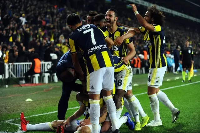 Fenerbahçe'den Müthiş Geri Dönüş