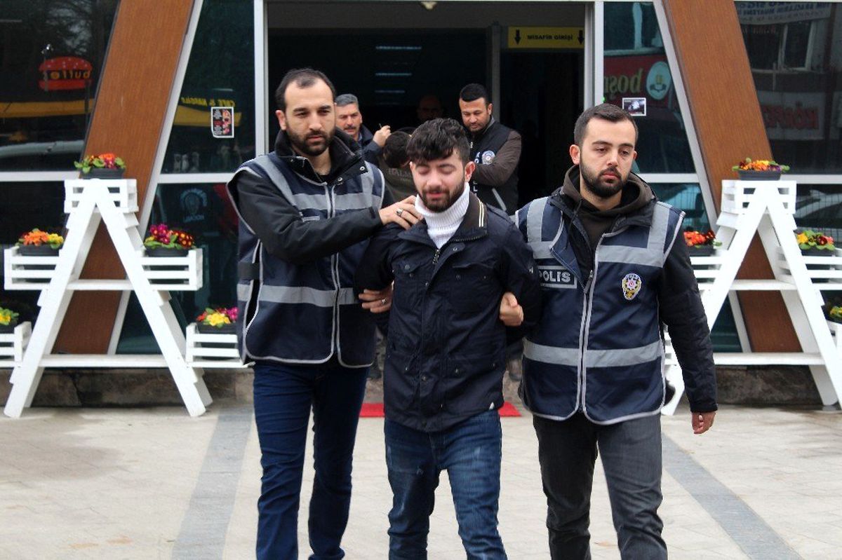 Üç İlde Girmedik Ev Bırakmamışlar! Maskeli Beşler Çetesine Polis Operasyonu