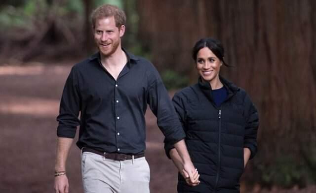 Meghan Markle, Resmen Kraliyetten İzne Ayrıldı