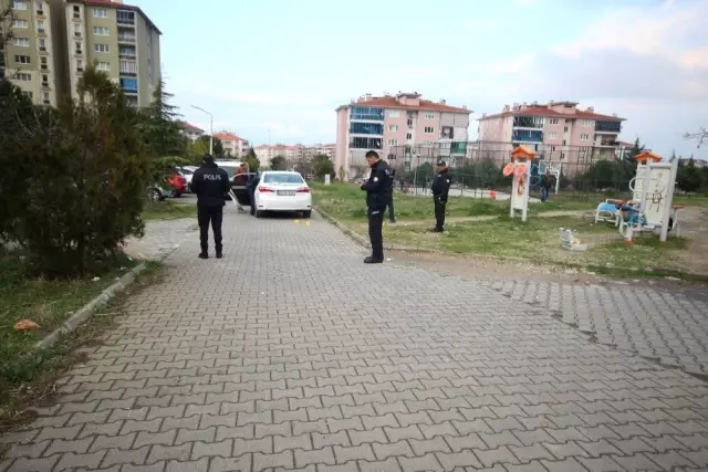 Silahla Vurulan Adam Kanlar İçinde Kapı Kapı Dolaşıp Yardım İstedi