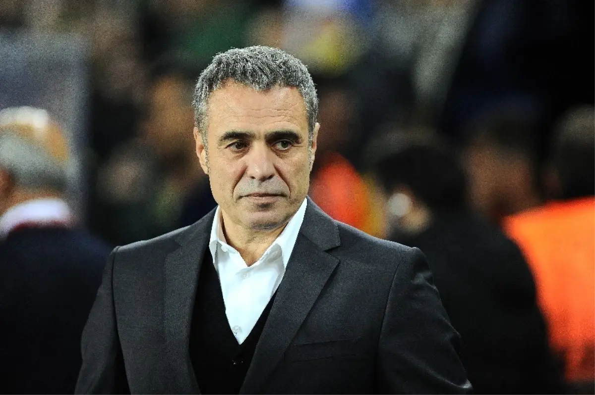 Taraftardan Ersun Yanal'a Sevgi Gösterisi