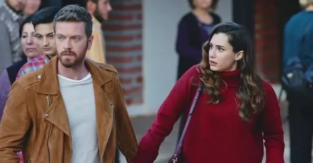Yüzleşme Dizisinde Sürpiz İddia! Engin Öztürk ve Hande Doğandemir Yeniden Aşık Oldu Yüzleşme Dizisinde Sürpiz İddia! Engin Öztürk ve Hande Doğandemir Yeniden Aşık Oldu