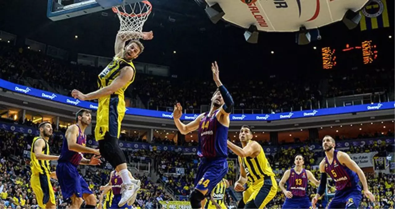 Fenerbahçe Beko Evinde Barcelona'yı Yendi