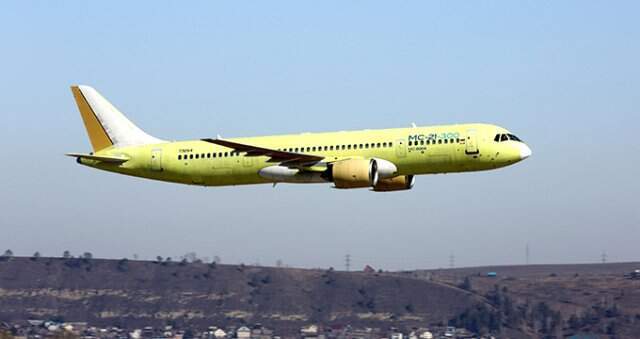 Rus Yolcu Uçağı Test Uçuşunu Başarıyla Gerçekleştirdi