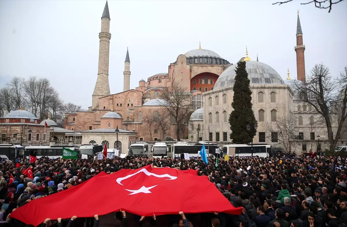 Yeni Zelanda'da İki Camiye Terör Saldırısı